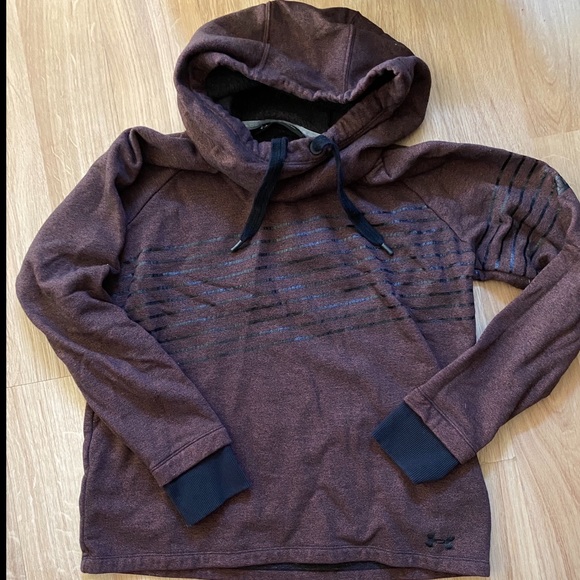 Under Armour Tops - NWOT UNDER ARMOUR HOODIE